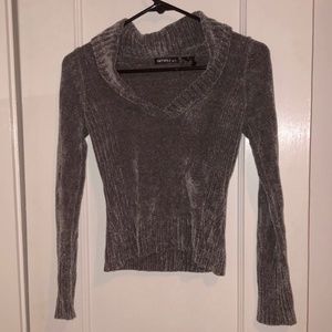 💀Super Soft grey crop sweater💀